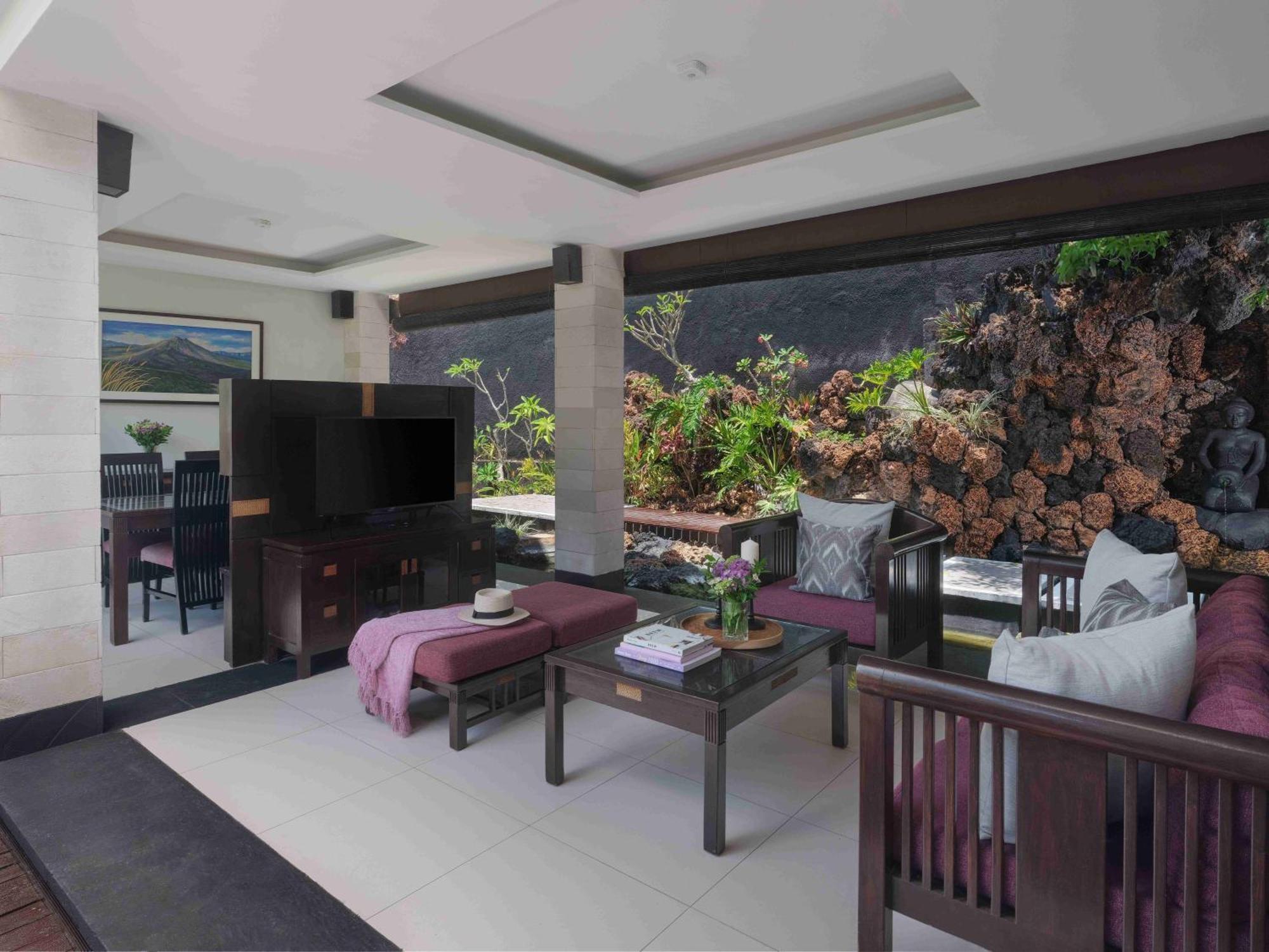 ดิ อายุ กินตามานี วิลลา แอท โตยา เดวาสยา Villa ภายนอก รูปภาพ
